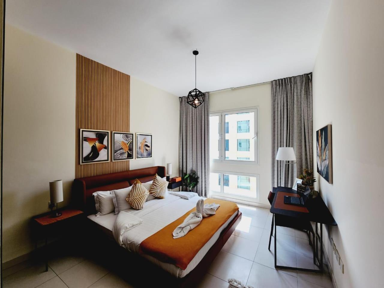 Lovely 1-Bedroom Apartment In The Heart Of Dubai Marina Exterior photo